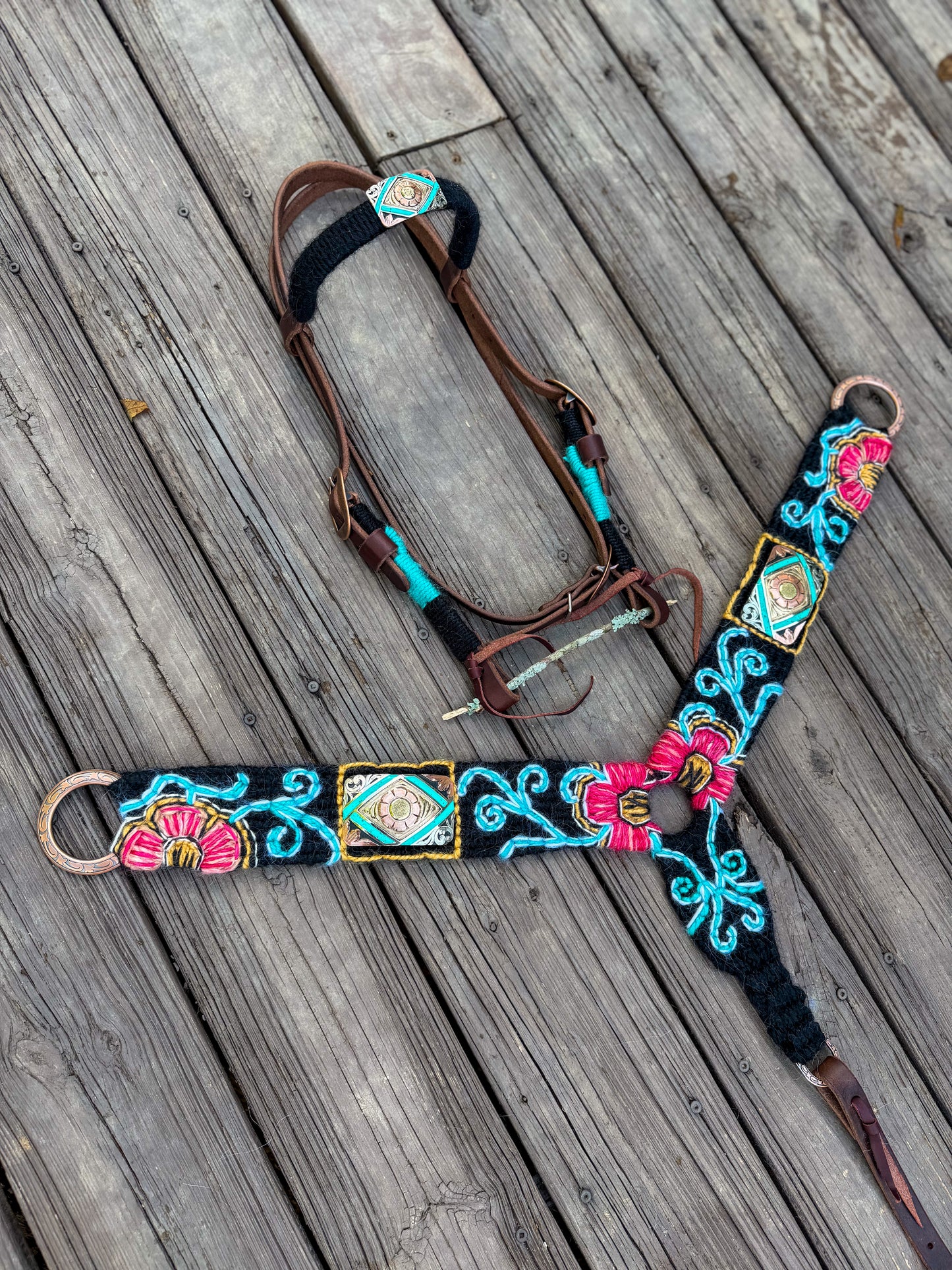 Floral Concho Tack Set