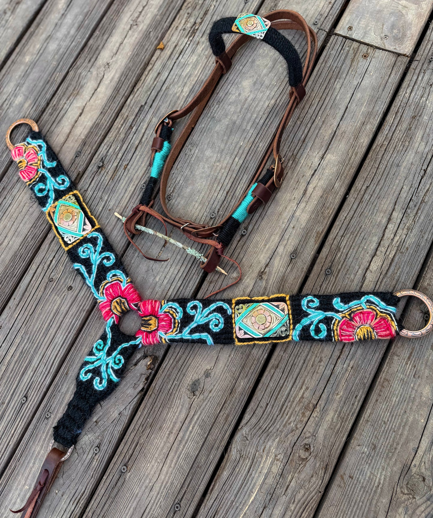 Floral Concho Tack Set